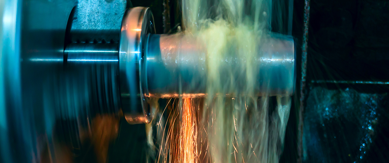 Industrial Goods in the Decarbonization Race: Beyond Compliance to Competitive Advantage